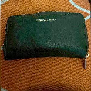 Michael Kors women’s wallet